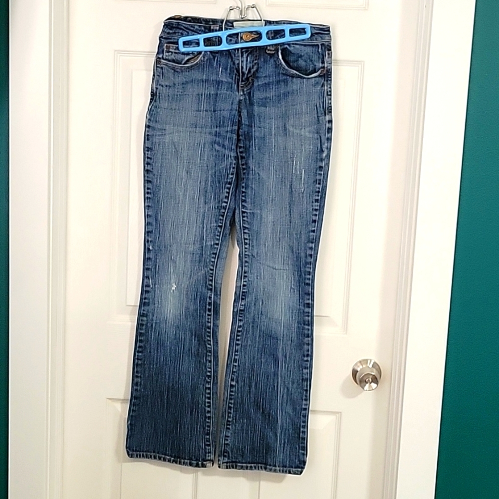 Women's jeans from Maurices Taylor boot 1/2 regular